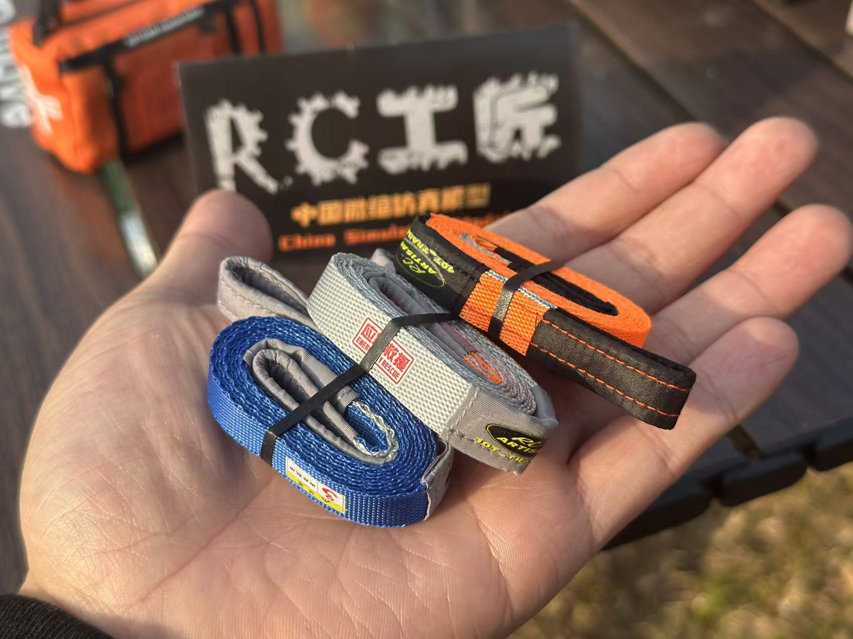 รุ่น RC กู้ภัยหนีเชือกสําหรับ  - Rescue Rope Throw บทวิจารณ์และราคา